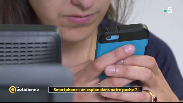 maxresdefault - Smartphone : un espion dans notre poche ?