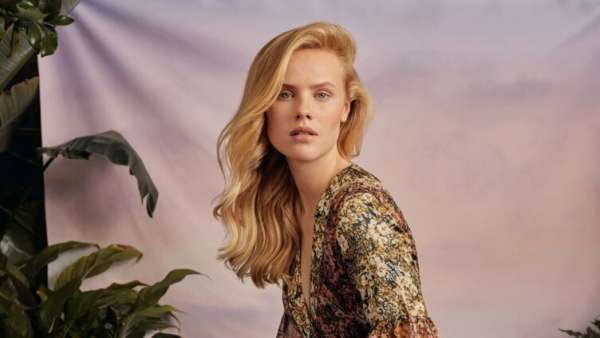 photos les colorations tendances automne hiver 2021 2022 - PHOTOS – Les colorations tendances automne-hiver 2021/2022