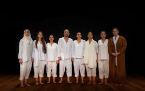 Troupe Compo 001 300x188 - Troupe-Compo-001