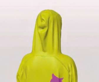 arianee hoodie f50269faa6689aaf846714879a78cc04 e1633434638971 - Vêtements connectés et NFT : quel avenir pour la mode ?