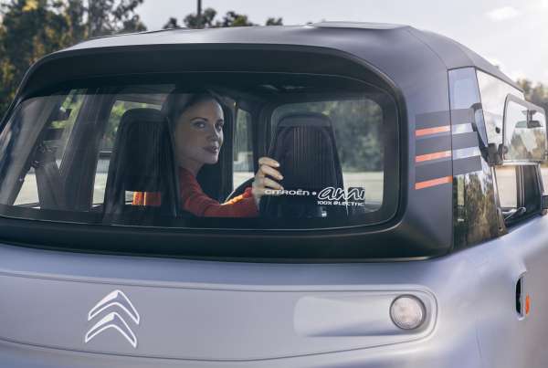 Ami, la mobilité 100% électrique accessible à tous CL 20.006.024 - Ami, la mobilité 100% électrique accessible à tous