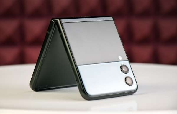 samsung galaxy z flip 3 - Ventes de smartphones en Europe : Samsung faiblit mais ne rompt pas