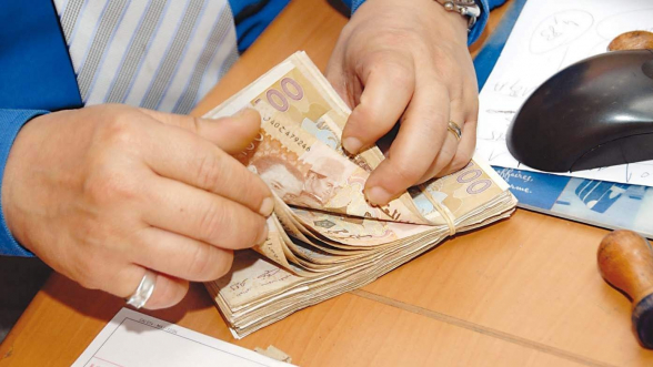 E2171DD8 C00A 4DFE BA0D 1B49FCAD96D6 - Liquidité bancaire: Creusement du déficit de -10,5%