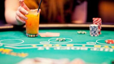 boissons alcoolisees poker 390x220 - L’alcool et les casinos sauvent le budget de la mairie de Tanger