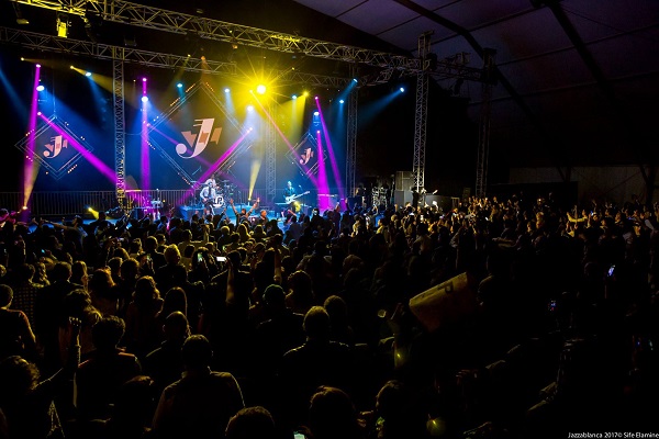 jazzablanca festival scene anfa - Les industries culturelles et créatives, un créneau prometteur peu exploité