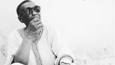 Affiche du film 2022 FESTIVAL 387x220 - La cinéaste algéro-québécoise, Sara Nacer, dresse le portrait de Hasna El Becharia dans : "La Rockeuse du désert"