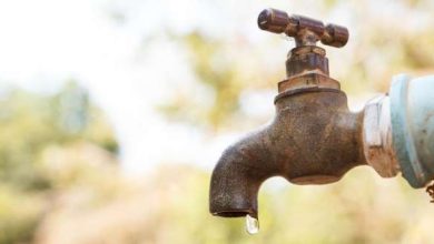 eau 390x220 - Le gouvernement s'engage à approvisionner tous les citoyens en eau de manière "raisonnable et urgente", selon Baitas