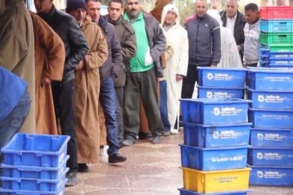 La liberté de consommer n’est pas algérienne… algerie penurie1 600x399 - La liberté de consommer n’est pas algérienne…