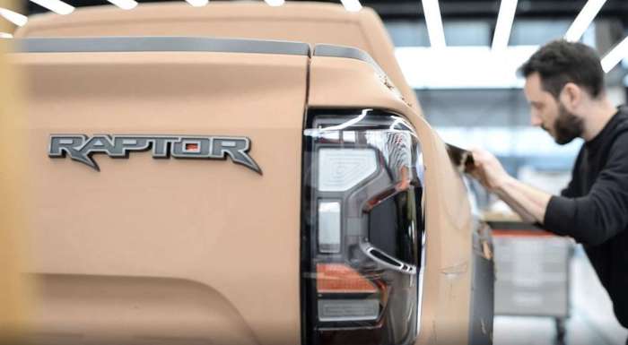 Photo Ranger Raptor - Ford dévoile le nouveau design de la nouvelle génération du Ranger Raptor