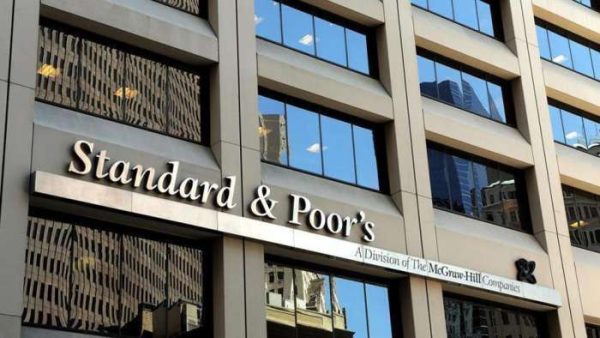 Standard Poors 600x338 - S&P maintient la note du Maroc à BB+, avec une perspective stable