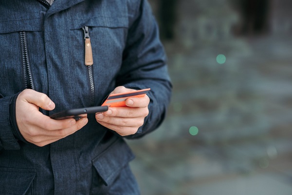 carte bancaire - Comment assurer un usage sécurisé des services bancaires en ligne ?