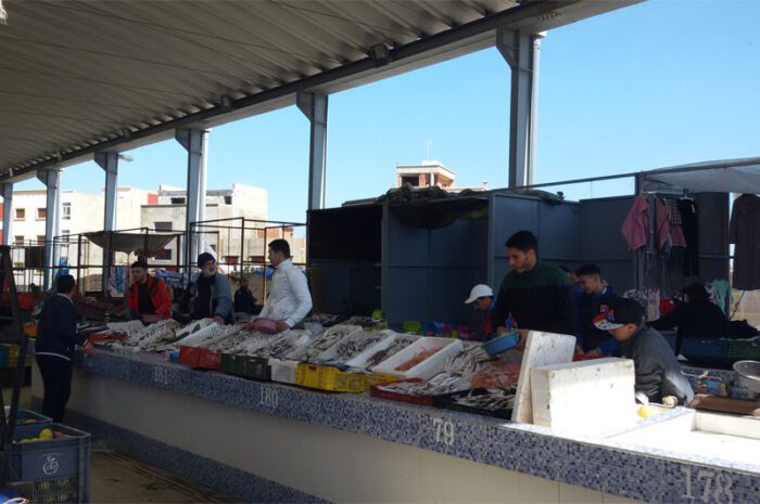 marche de proximite tanja balia 3 - Tanger: l’anarchie menace les marchés de proximité