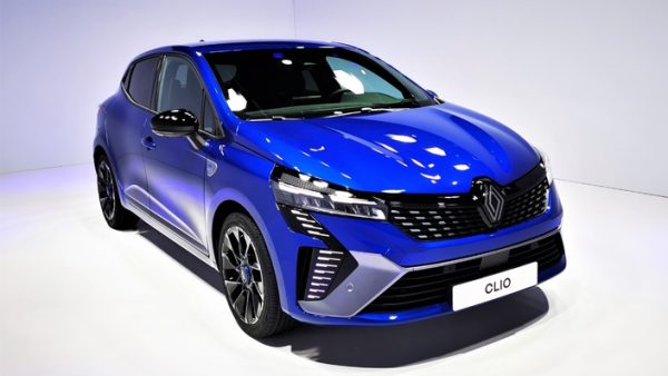 La référence des citadines polyvalentes se réinvente avec un nouveau style : la Nouvelle Renault Clio S1 presentation renault clio 5 restylee 2023 enfin une nouvelle clio 753485 600x338 - La référence des citadines polyvalentes se réinvente avec un nouveau style : la Nouvelle Renault Clio