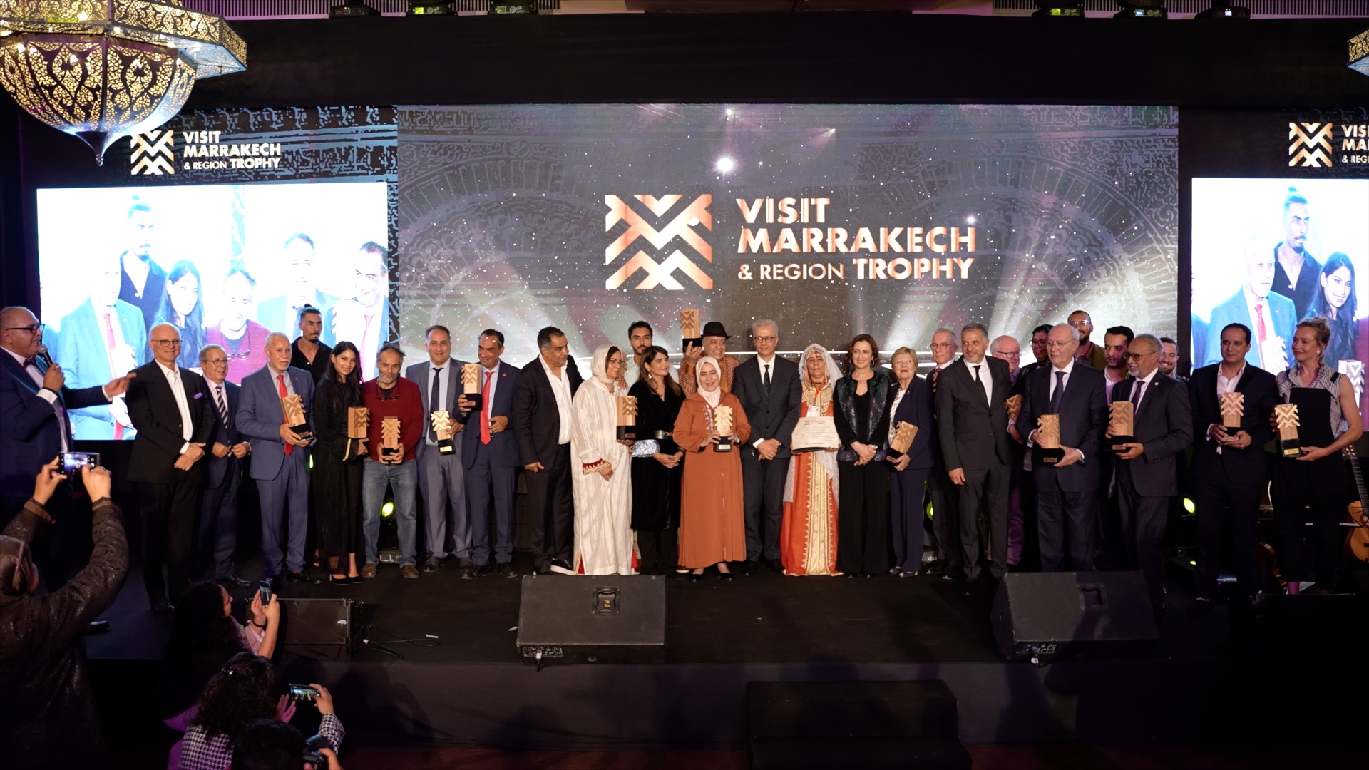 photo groupe - La cérémonie Visit Marrakech Trophy célèbre l'excellence dans le domaine du tourisme