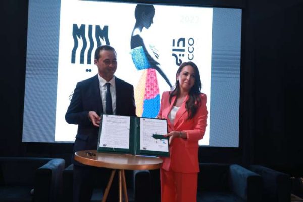 OMAR SAJID CMA SANAE LAHLOU ONUDI 600x399 - L'Académie de mode de Casablanca et l'ONUDI s'associent pour un projet pilote sur l'intégration du design circulaire par les étudiants de l'école