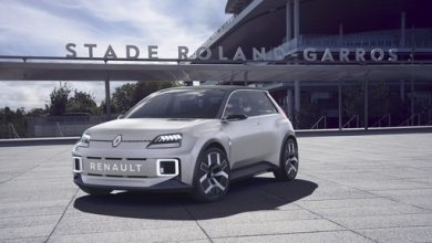 Renault 5 prototype 390x220 - Renault fait sensation avec sa présence remarquée à Roland-Garros 2023