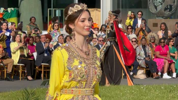 IMG 20230606 WA0051 - Le caftan marocain fascine Rome avec sa splendeur et son raffinement