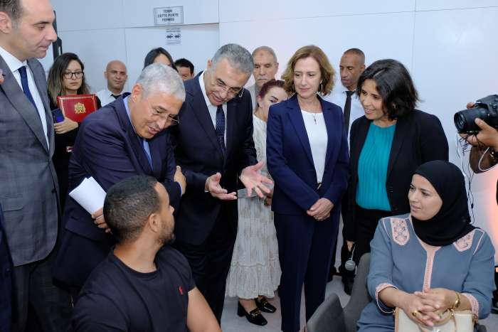 Le groupe Attijariwafa bank inaugure un nouveau centre Dar Al Moukawil a Kenitra - Le groupe Attijariwafa bank inaugure un nouveau centre Dar Al Moukawil à Kénitra