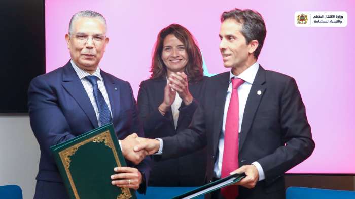 Photo 1 2 - SHELL et le Maroc signent un contrat GNL