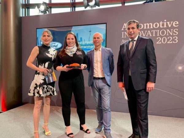 Photo prix FORD AutomotiveINNOVATIONS Awards 600x450 - Ford est nommée "Constructeur automobile le plus innovant en 2023" lors des AutomotiveINNOVATIONS Awards