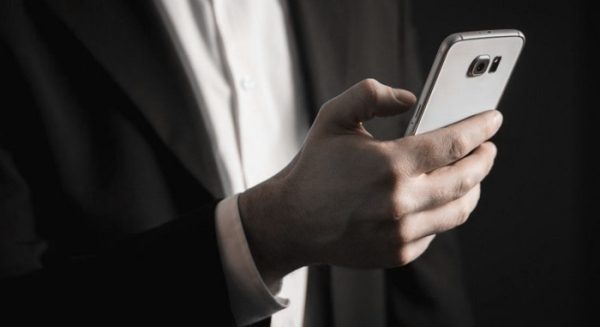 abonnement iam mobile 600x327 - Maroc Telecom compte près de 75 millions de clients à fin juin 2023