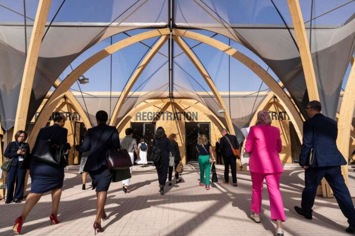 PHOT - Les équipements destinés à l'organisation des Assemblées annuelles BM-FMI seront réutilisés pour l'aménagement des écoles affectées par le séisme d’Al Haouz (responsable)