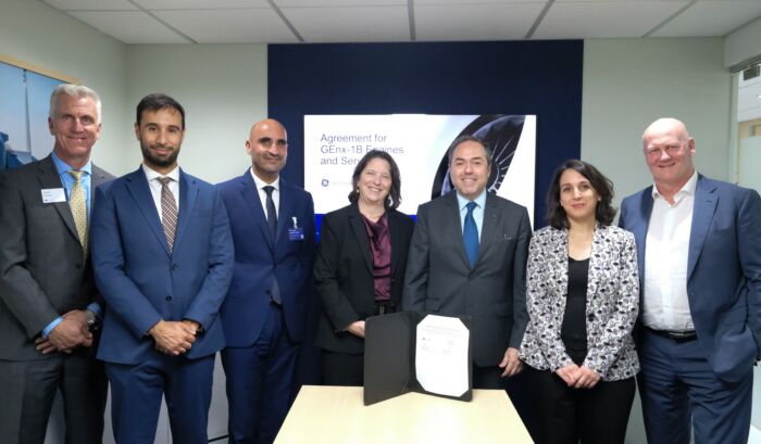 RAM group photo scaled - Royal Air Maroc passe commande de 4 réacteurs GEnx-1B pour sa  flotte d’avions Boeing 787