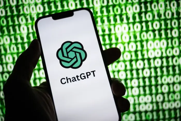 chat gpt scaled - ChatGPT fait son retour aujourd'hui après une interruption mondiale