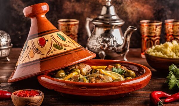 cuisine marocaine 600x355 - L'art culinaire marocain honoré en Guinée-Bissau à l'occasion de sa journée nationale