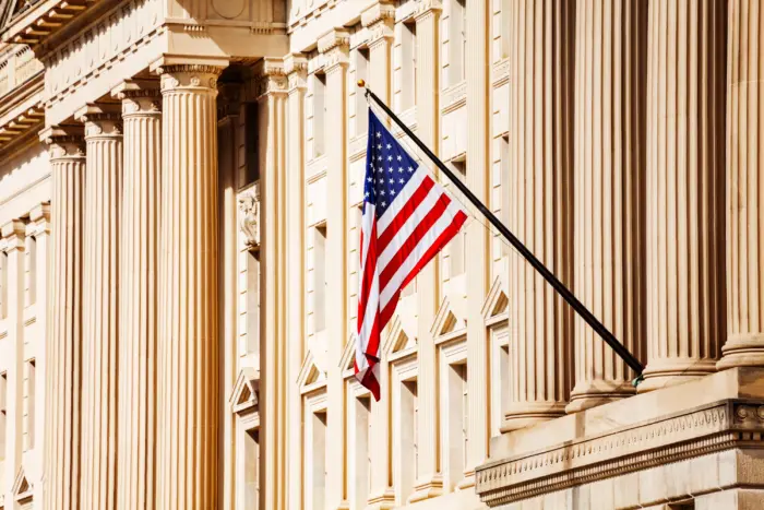 43f67d0c23622bc4c4b12fccf5aedc5c7492400f7e70c6cb0da54821fe1ac88e - Aux États-Unis, les dépenses de consommation ont marqué un ralentissement en octobre, accompagné d'une baisse de l'inflation