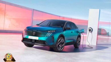 CP P64 COTY FINALIST 2024 390x220 - Car Of The Year 2024 : Le nouveau PEUGEOT E-3008 finaliste
