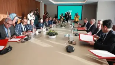 accord entre le gouvernement et les centrales syndicales 390x220 - Signature d'un accord entre le gouvernement et les centrales syndicales les plus représentatives portant sur l’amélioration du salaire des enseignants