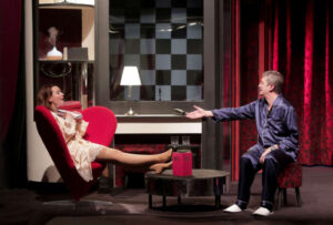 Photo AveCesar 1 300x203 - Lancement de la 13ème édition des Théâtrales avec la comédie