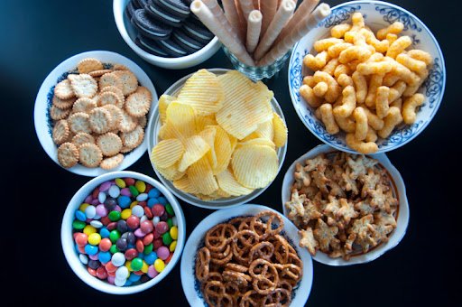 snacking - Snacking : 88 % des consommateurs grignotent quotidiennement selon une étude de Mondelēz International