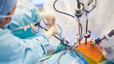 chirurgie robotique 390x220 - Casablanca: réalisation des premières chirurgies robotiques, une avancée médicale historique au Maroc et en Afrique