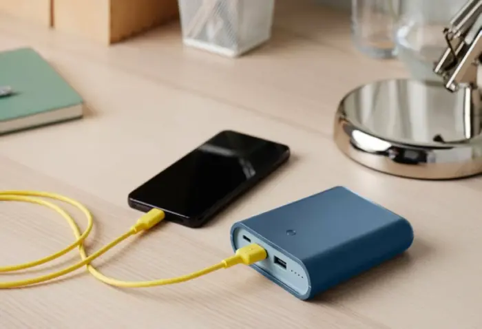 327141 - IKEA rappelle certaines batteries portables VARMFRONT pour des raisons de sécurité