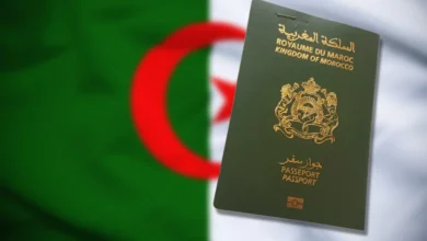 algere passeport maroc 390x220 - L'Algérie impose le visa pour les détenteurs de passeports marocains