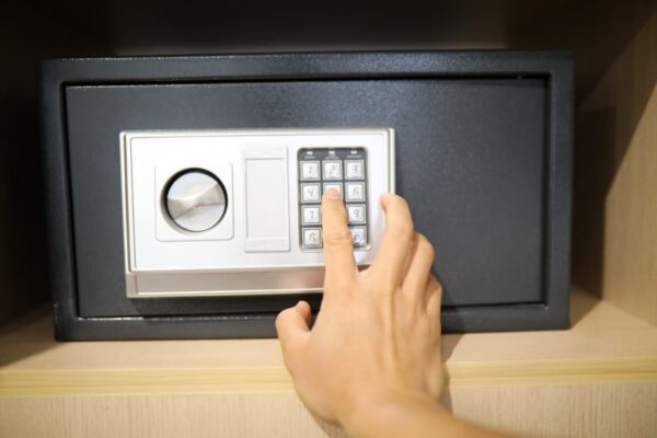 coffre fort 600x400 - Epargne: Les coffres-forts ont le vent en poupe!