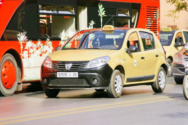 L’Intérieur s’attaque au désordre dans le secteur des taxis 8029413171 d648339a17 b 600x399 - L’Intérieur s’attaque au désordre dans le secteur des taxis