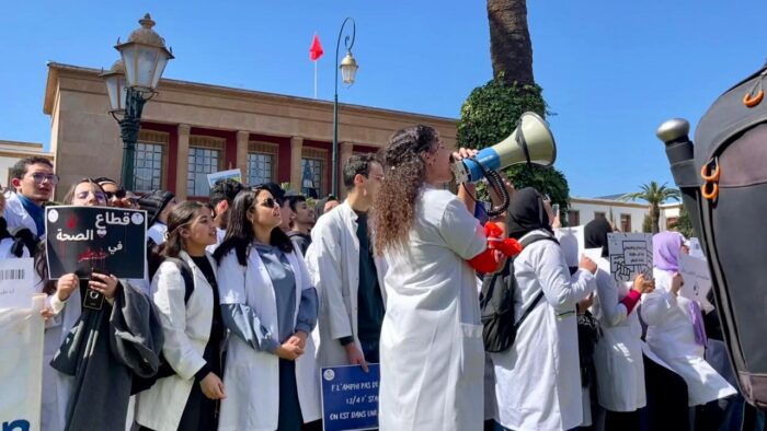 80567128 58130696 scaled - Santé publique : Grève des médecins prévue les 12 et 13 novembre