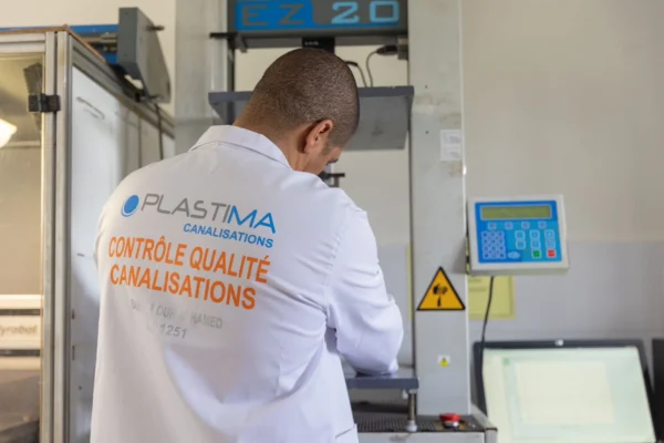 plasrima 600x400 - Conduites thermoplastiques : Plastima lance sa nouvelle gamme de tubes en PVC bi-orienté