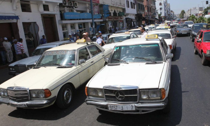taxi ancien ci - Les taxis vétustes poussés vers la sortie au Maroc