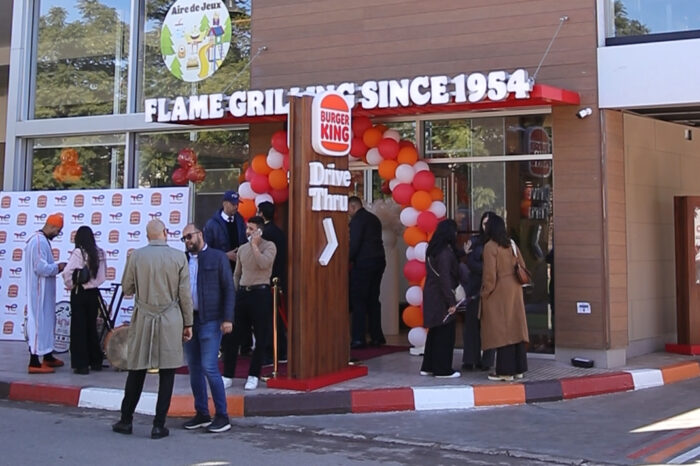 Photo CP 1 1 scaled - Burger King : Le roi du Burger arrive à Settat !