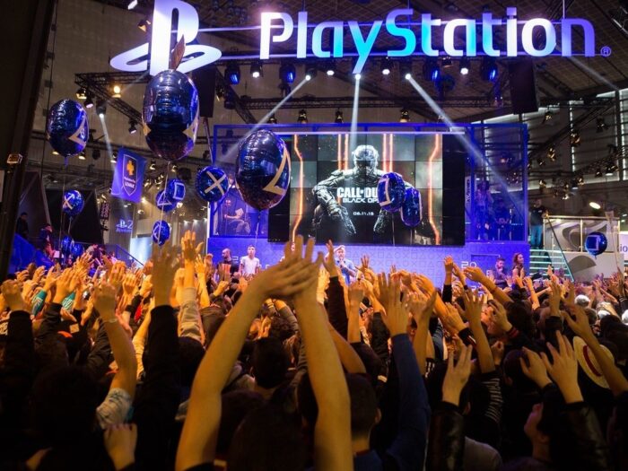 gaming nouvelle source revenus marques F scaled - Les marques face à l'essor du gaming : conquêtes et défis