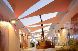 Mazeej Mall 1 300x199 - Mazeej Mall ouvre ses portes &agrave; La&acirc;youne : Un nouveau p&ocirc;le commercial et de loisirs pour les provinces du Sud