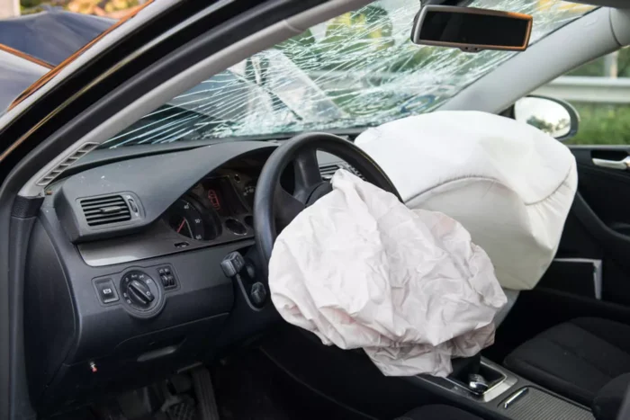 airbag defecteux scaled - Airbags défectueux, Citröen, Volkswagen, Nissan parmi les marques concernées mas silence radio au Maroc!