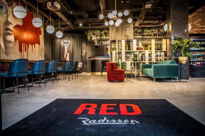 Radisson RED Hotel scaled - Radisson installe trois nouveaux hôtels à Casa Anfa en partenariat avec le Groupe Mfadel