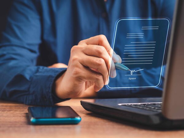 Signature electronique 600x450 - Signature électronique, Barid Al-Maghrib réaffirme sa position de pionnier de la confiance numérique