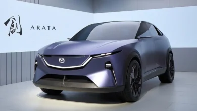 mazda tesla 390x220 - Mazda s’attaque au segment premium avec un nouveau SUV électrique produit en Chine