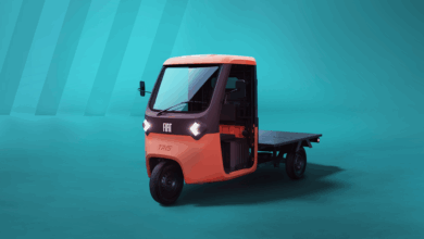 FIAT Professional TRIS Flatbed 390x220 - Fiat Professional innove dans la micromobilité avec TRIS, son premier véhicule électrique à trois roues